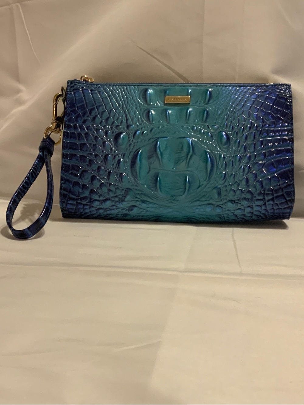 Brahmin Teal to Blue Ombre Croc-Embossed Wristlet NWT and dust bag